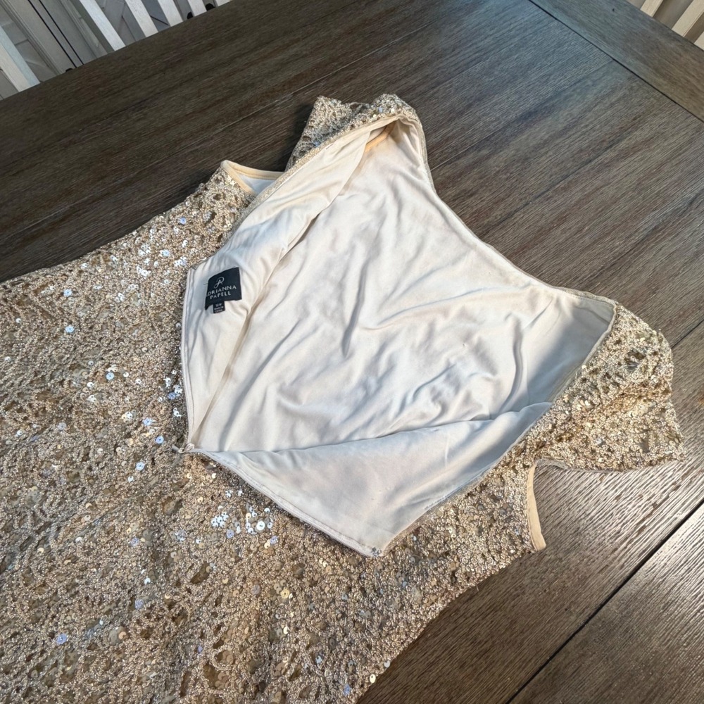 Gold Sequin Cap-Sleeve Cocktail Dress - Picture 4 of 11